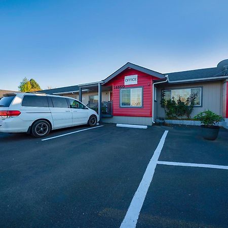 Oyo Hotel Portland Or Near Airport 格雷舍姆 外观 照片