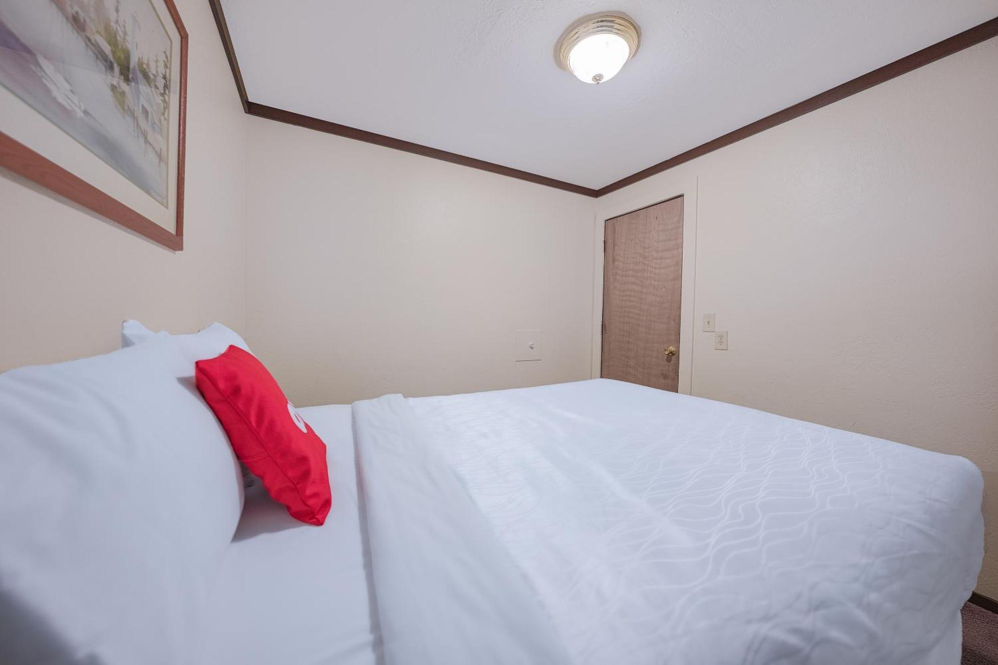Oyo Hotel Portland Or Near Airport 格雷舍姆 外观 照片