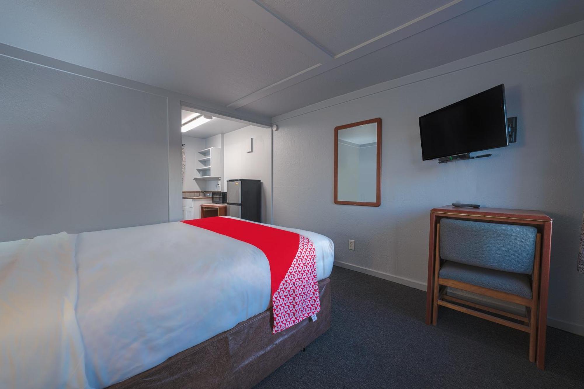 Oyo Hotel Portland Or Near Airport 格雷舍姆 外观 照片