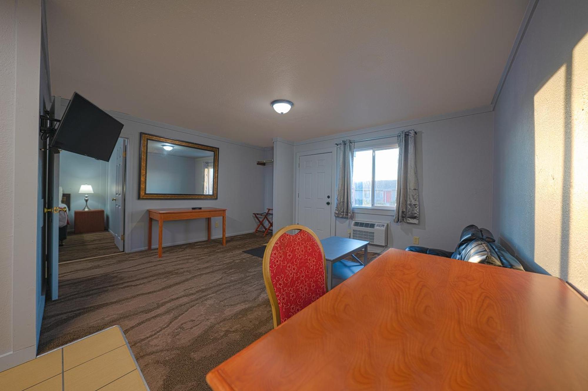 Oyo Hotel Portland Or Near Airport 格雷舍姆 外观 照片