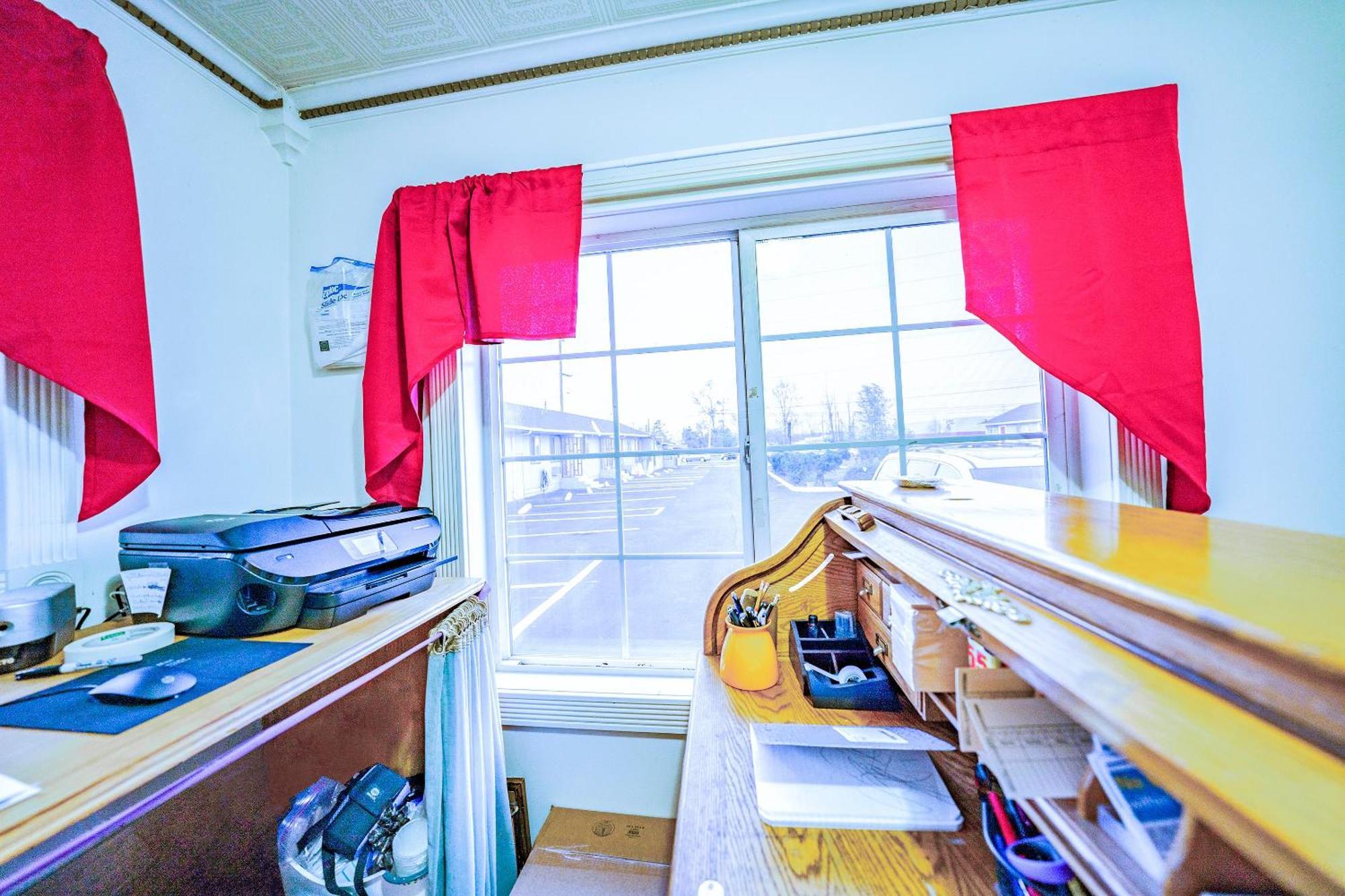 Oyo Hotel Portland Or Near Airport 格雷舍姆 外观 照片